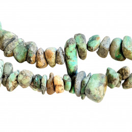 Fil de chips perles en turquoise naturelle - collier de 42cm