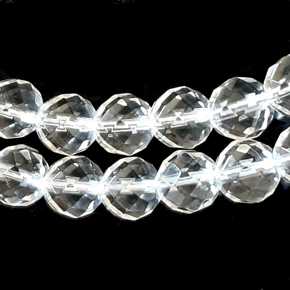 10 perles rondes  à facettes 8  mm transparentes cristal de Chine