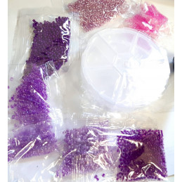 Boite box de perles de rocailles tons de violet 2mm 60gr env 2100 perles