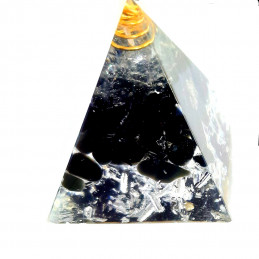 Pyramide orgonite orgone en résine, cristal de roche, onyx, copeaux argentés orgo9 5cm
