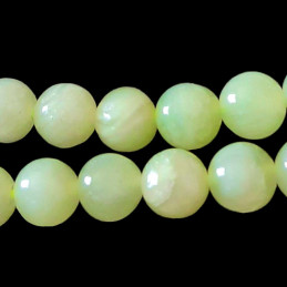 Fil de 46 perles rondes 8mm 8 mm en Jade naturel vert clair translucide